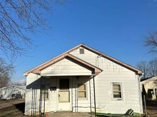 3314 Richmond Ave, Connersville, IN 47331