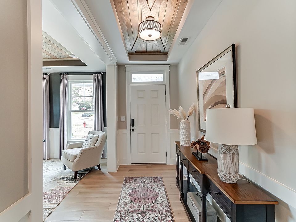 These photos are representative of this floor plan, but all options may not be available in every co