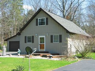 11275 Oakwood Dr, Jerome, MI 49249