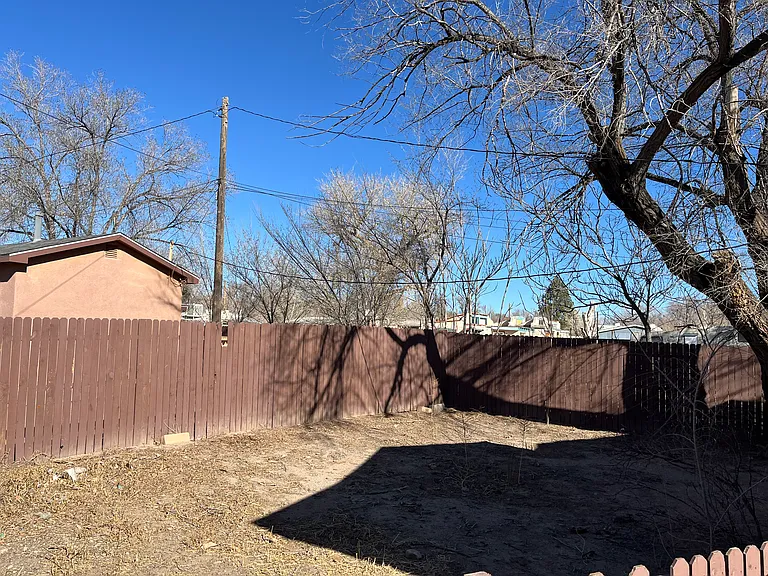 Rural living with City Convenience At Your Fingertips — Photo 33