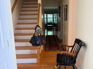 579 Sagamore Ave, Portsmouth, NH 03801