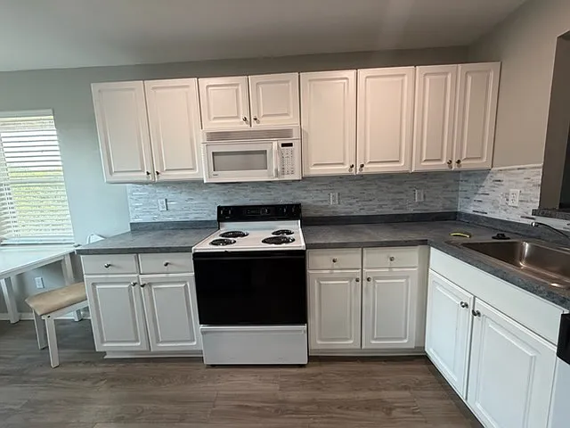 30380 Crowley Dr #403 — Photo 7