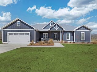 90 Sally Ln, Boaz, AL 35956