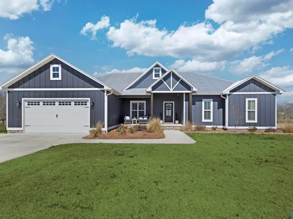 90 Sally Ln, Boaz, AL 35956