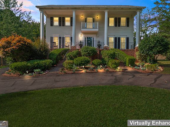 2nd image of 448 Lufbery Cir