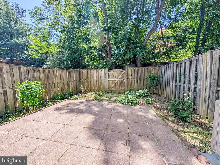 7993 Tyson Oaks Cir — Photo 13
