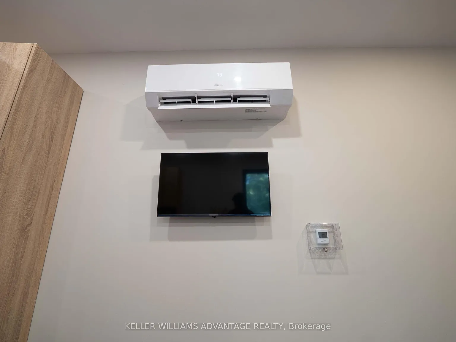 Studio, $2,600 — Photo 4