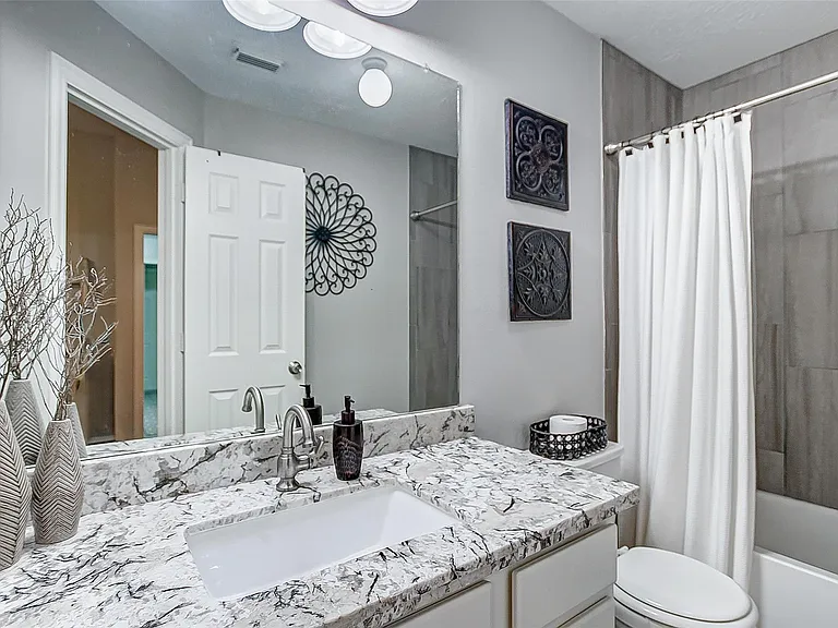 18207 Red Eagle Ct — Photo 37
