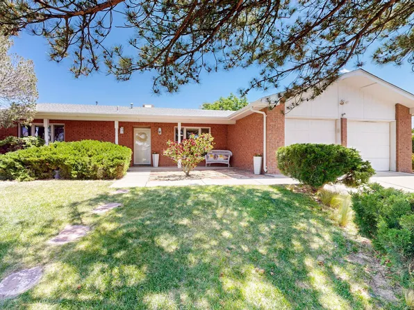 7412 Malaga Dr NE, Albuquerque, NM 87109