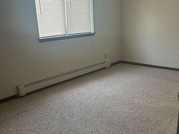 4th image of 3455 E Court St #1