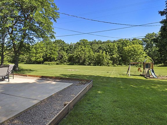 2nd image of 10308 Root River DRIVE