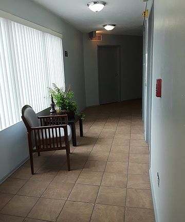3rd image of 924 S Lake Ct APT 215