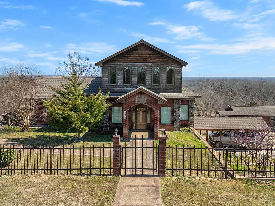 1st image of 918 Riverbluff Rd