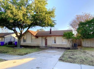 2104 Carlton Rd, Carrollton, TX 75007