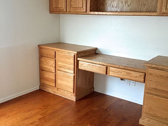 4th image of 3113 N 130th Dr