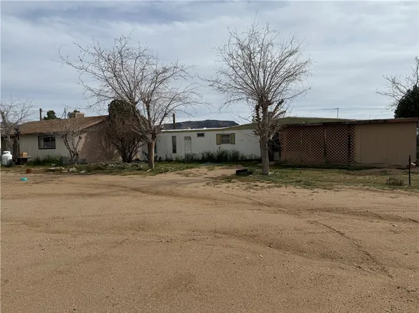 3620 W Burro Dr, Golden Valley, AZ 86413