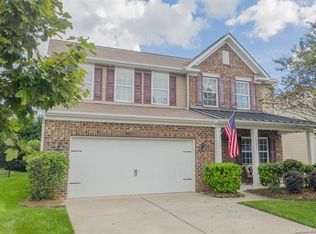 6104 Castlecove Rd, Charlotte, NC 28278