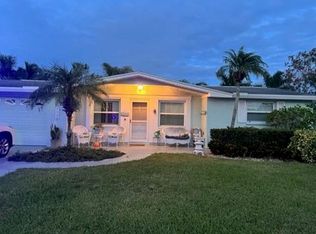 4936 Pelican Dr, New Port Richey, FL 34652