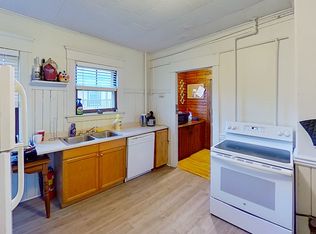 27-29 Phillips St #2, Amherst, MA 01002