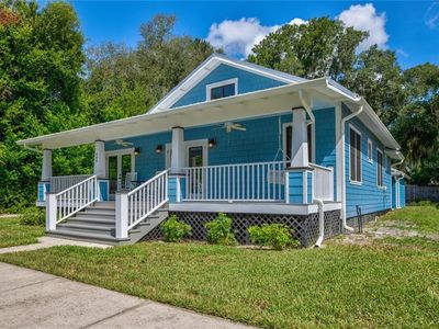 609 E 5th Ave, Mount Dora, FL, 32757