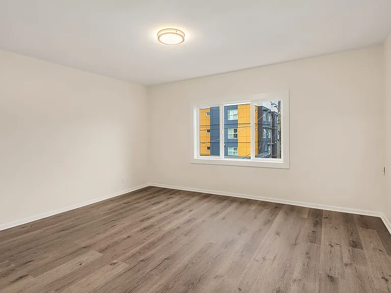 816 N 43rd St #3 — Photo 8