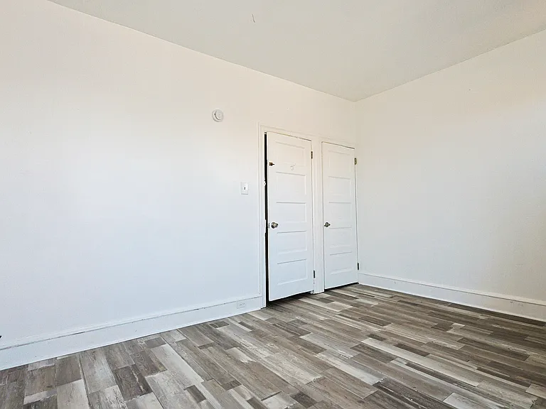 3636 Winchester Ave — Photo 7
