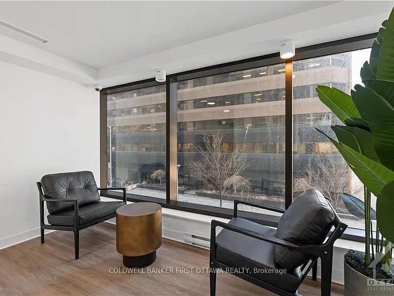 340 Queen St #1407 — Photo 28