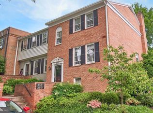 3551 Hamlet Pl #301, Chevy Chase, MD 20815