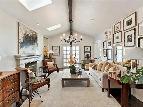 577 N Hermosa Dr, Palm Springs, CA 92262