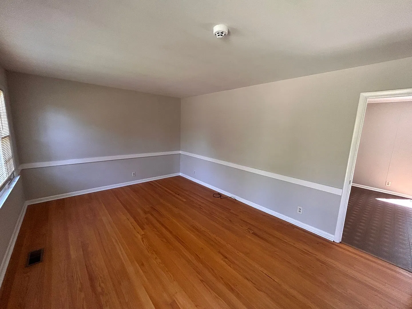 3BR 2BA available now — Photo 2