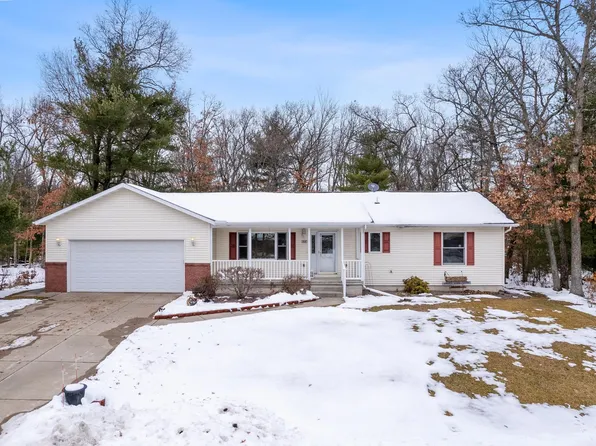315 Dogwood Ln, Wisconsin Dells, WI 53965