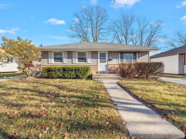 6936 North 61st STREET, Milwaukee, WI 53223