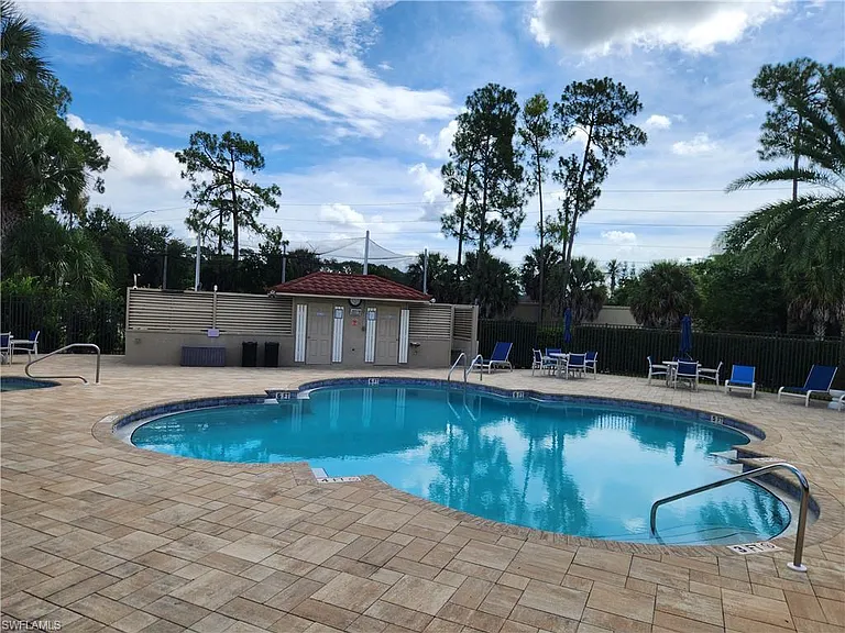 5928 Cranbrook Way #D202 — Photo 33