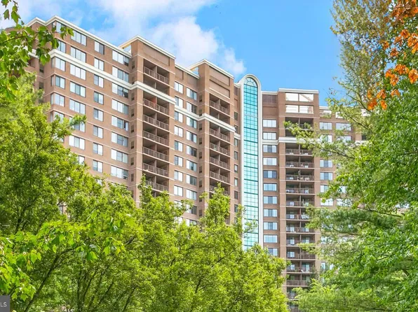 10101 Grosvenor Pl, Rockville, MD