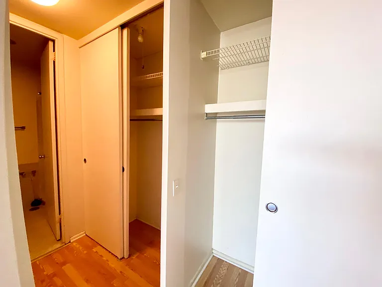 2400 N Lakeview Ave #904 — Photo 9