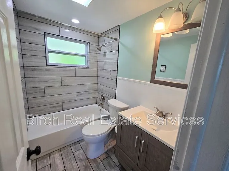 4328 Baden Dr — Photo 11