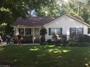 2317 Hickswood Rd, High Point, NC 27265