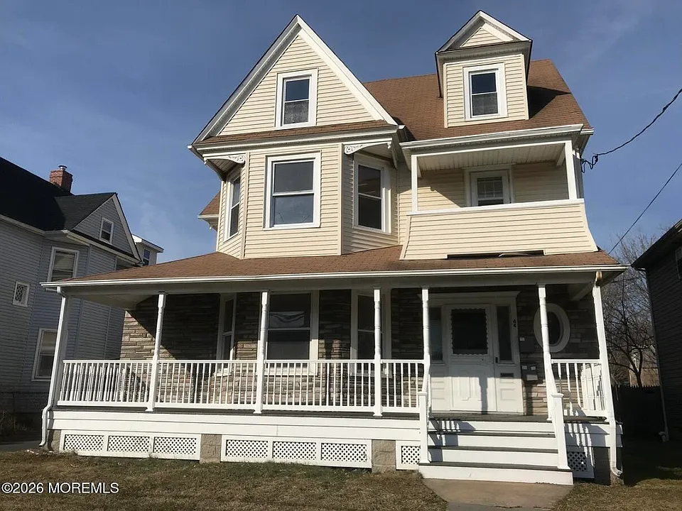 44 Norwood Ave