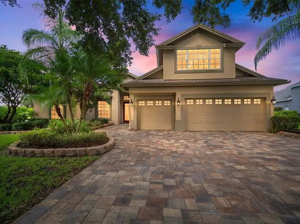 3302 Cypress Landing Dr, Valrico, FL 33596