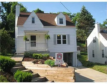 808 Dearborn St photo 1