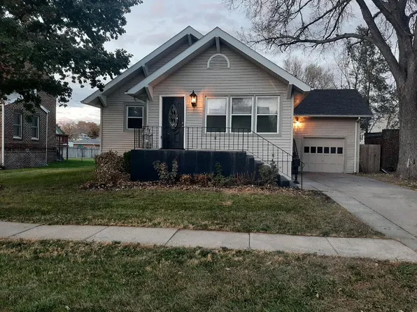 309 W 1st Street, North Platte, NE 69101