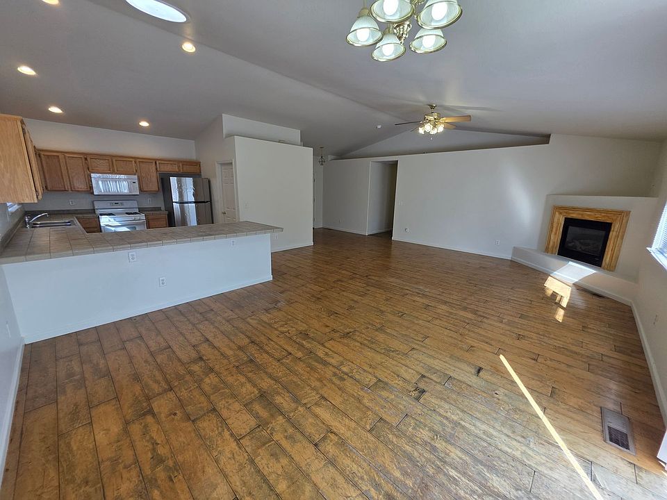 1st image of 2117 Fort Bridger Rd