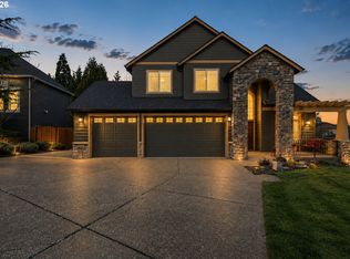 1401 Ranier Loop NW, Salem, OR 97304