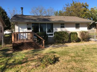 1903 W Scott St, Springfield, MO 65802