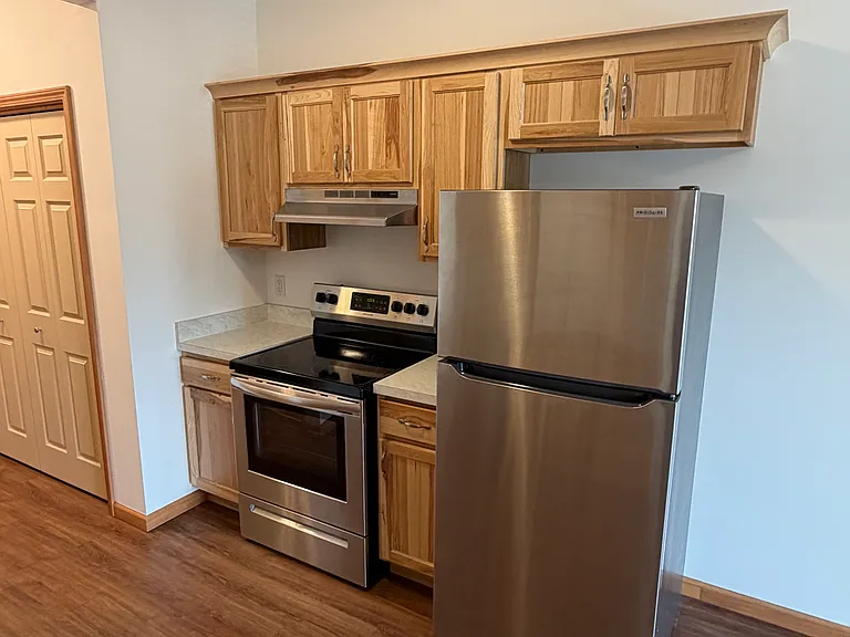 420 Johnston St #2 — Photo 6