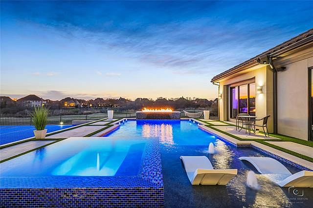1st image of 11595 La Cantera Trl
