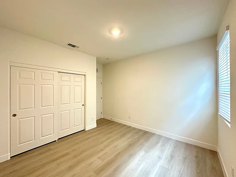 4090 Juniper Pear Ave — Photo 9
