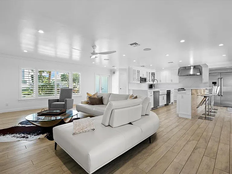 48 Ocean Dr — Photo 8