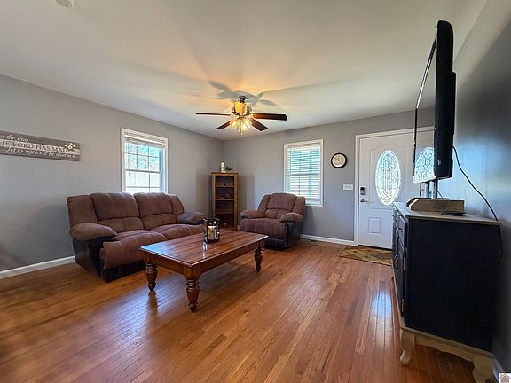 4th image of 1249 Fairview Church Rd