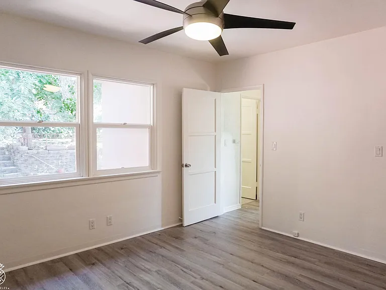 3244 Barham Blvd — Photo 14